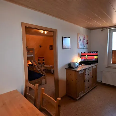 Ferienwohnung-Berger-Stammhaus-Rechts * Blekendorf