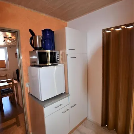 Ferienwohnung-Berger-Stammhaus-Rechts Apartamento